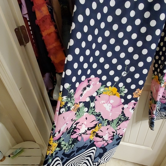 Good Times silky pants - Picture 2 of 3